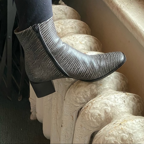 Coclico snakeskin black and white ankle boots - sold - Picture 16 of 16